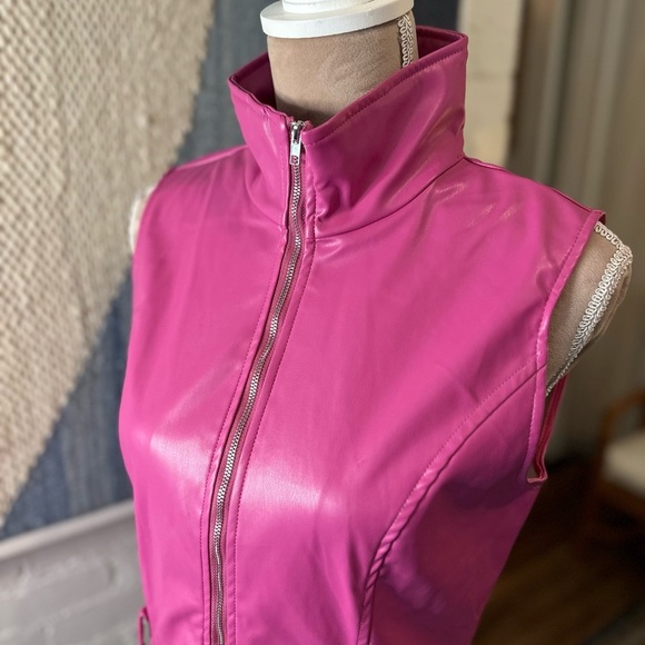 NWT Fashion Nova Pink Pleather Zip Up Romper - Picture 6 of 12
